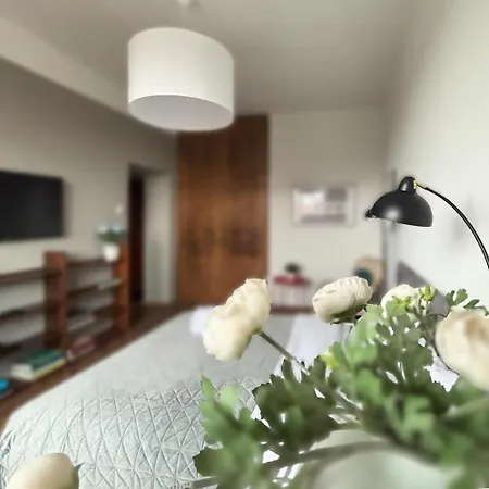 Solec By The River By Bookinghost * Warsaw