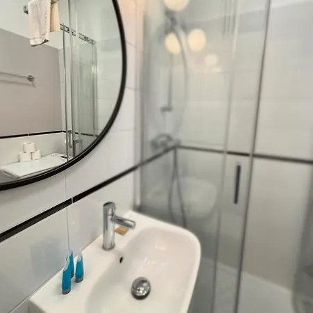 Solec By The River By Bookinghost ワルシャワ