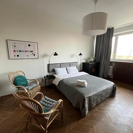 Solec By The River By Bookinghost * ワルシャワ